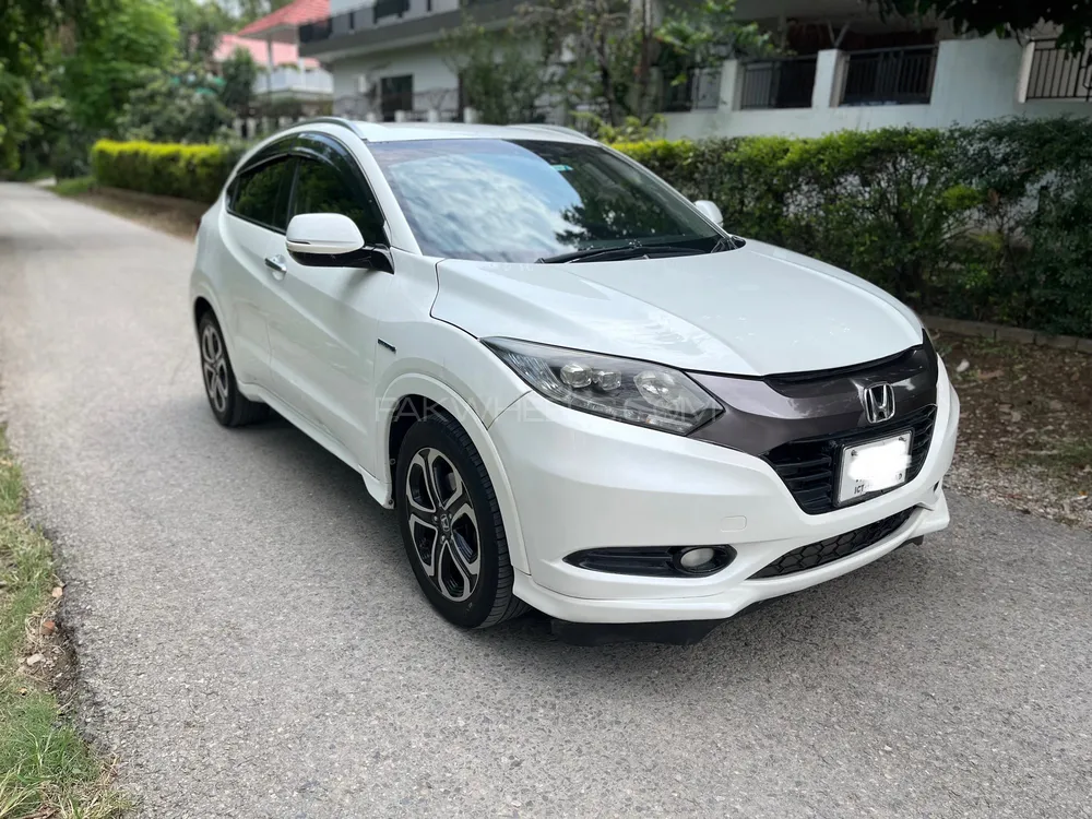 Honda Vezel 2014 for Sale in Islamabad Image-1