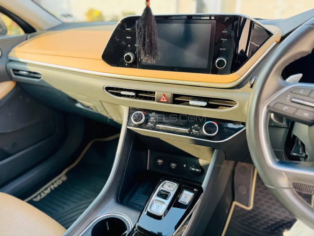 Hyundai Sonata 2023 for Sale in Multan Image-1