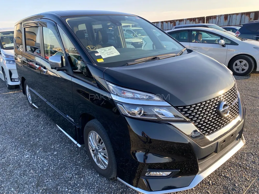 Nissan Serena 2019 for Sale in Karachi Image-1