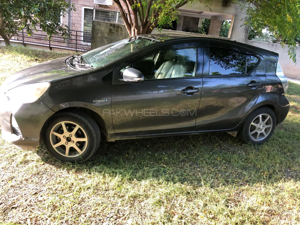Toyota Aqua 2013 for Sale in Islamabad Image-1