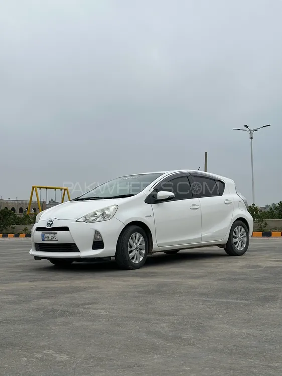 Toyota Aqua 2014 for Sale in D.G.Khan Image-1