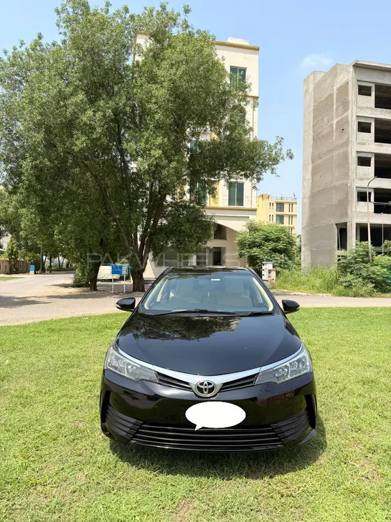 Toyota Corolla 2018 for Sale in Lahore Image-1