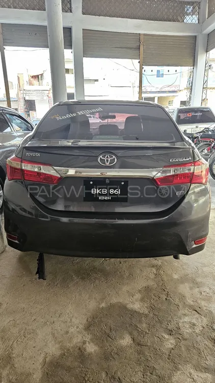 Toyota Corolla 2017 for Sale in Muzaffar Gargh Image-1