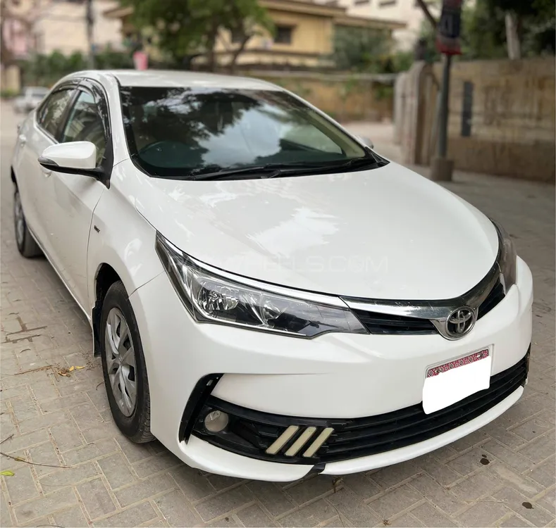 Toyota Corolla 2020 for Sale in Karachi Image-1