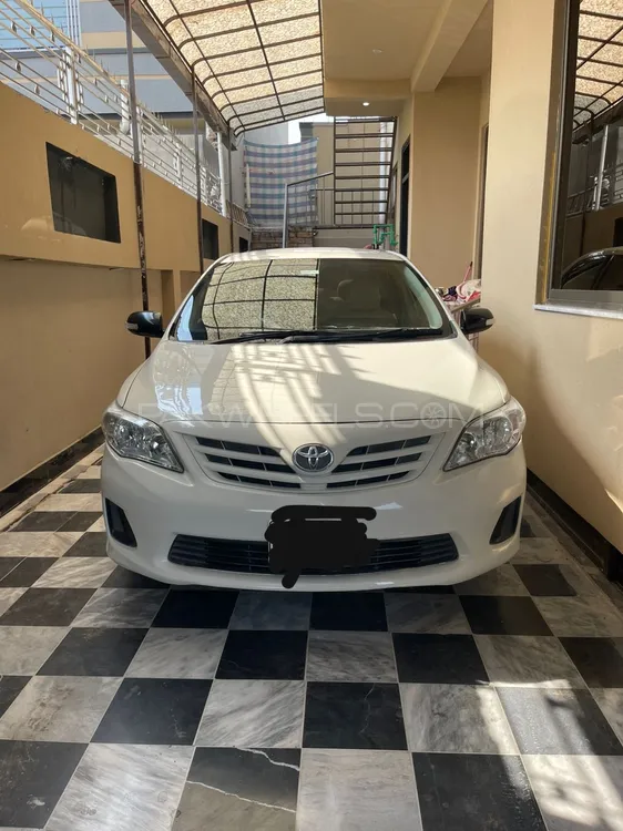 Toyota Corolla 2011 for Sale in Peshawar Image-1