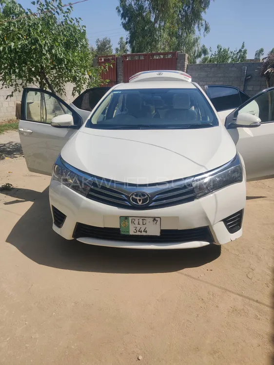 Toyota Corolla 2017 for Sale in Mardan Image-1