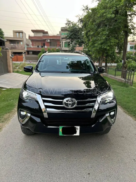 Toyota Fortuner 2018 for Sale in Lahore Image-1