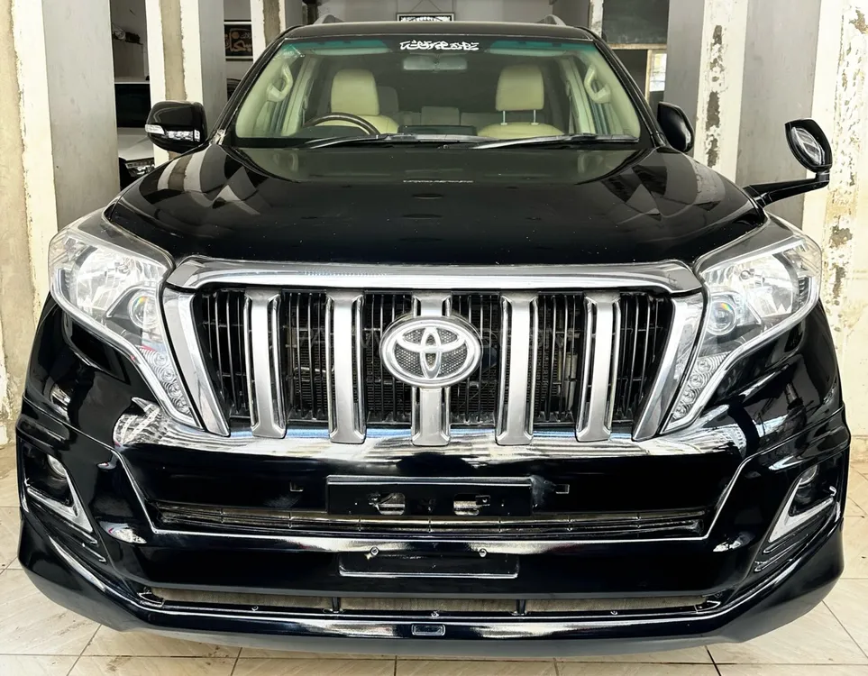Toyota Prado 2010 for Sale in Karachi Image-1