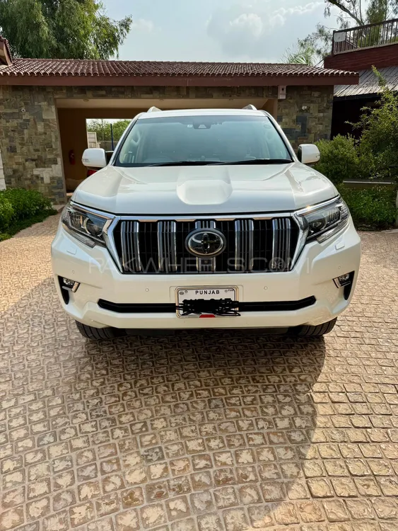 Toyota Prado 2019 for Sale in Lahore Image-1