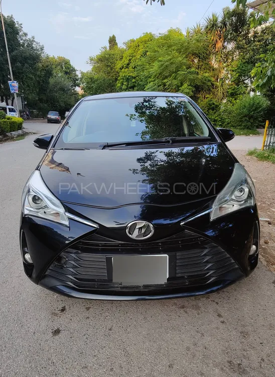 Toyota Vitz 2019 for Sale in Islamabad Image-1