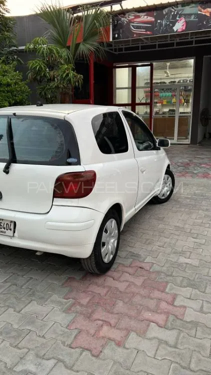 Toyota Vitz 2003 for Sale in Mardan Image-1