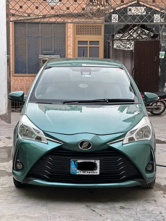 Toyota Vitz 2021 for Sale in Faisalabad Image-1