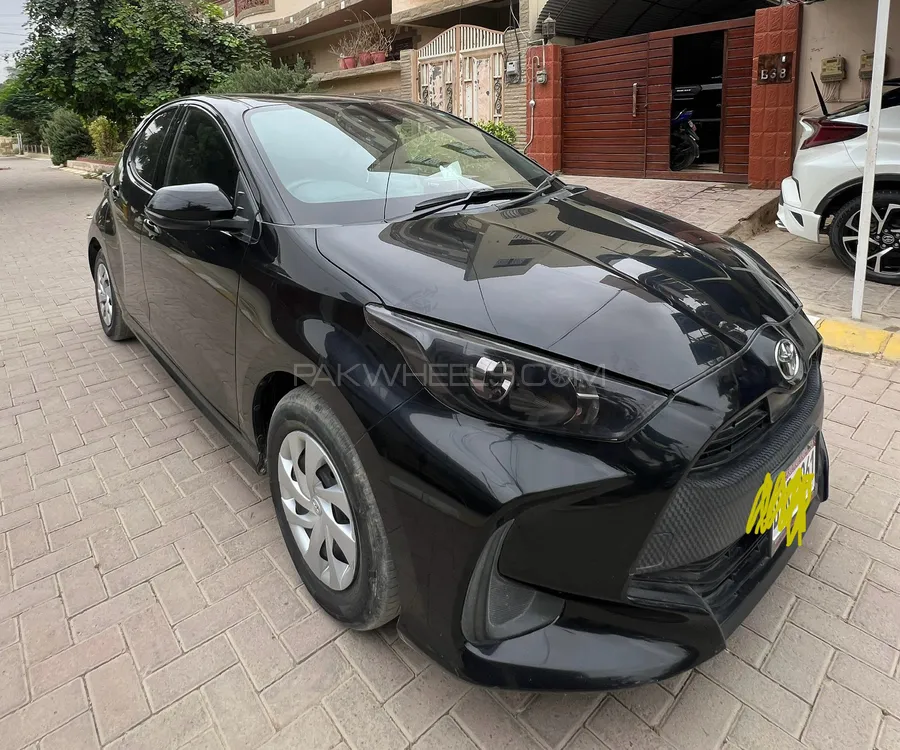 Toyota Yaris Hatchback 2020 for Sale in Karachi Image-1
