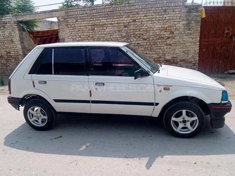 Daihatsu Charade 1986 for Sale in Nowshera Image-1