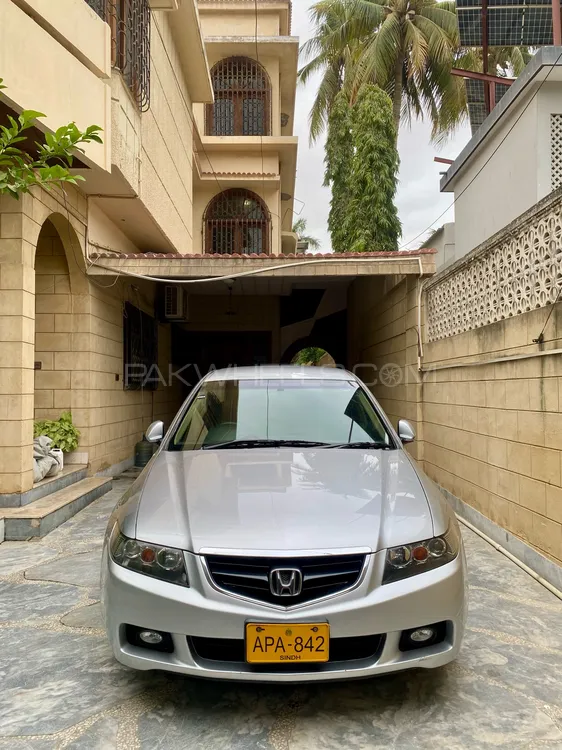 Honda Accord 2004 for Sale in Karachi Image-1