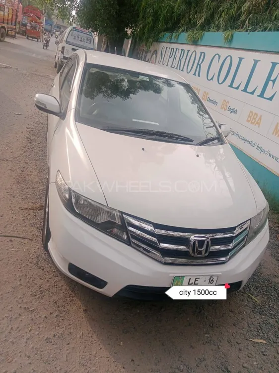 Honda City 2016 for Sale in Faisalabad Image-1