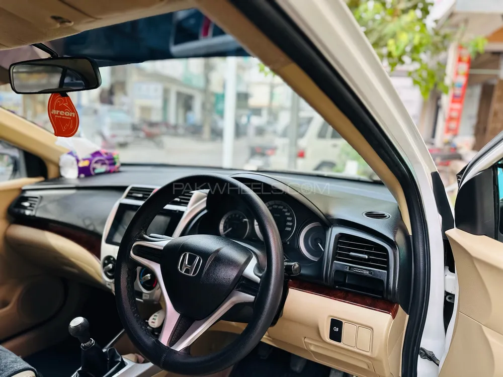 Honda City 2017 for Sale in Multan Image-1