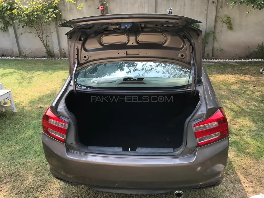 Honda City 2016 for Sale in Lahore Image-1