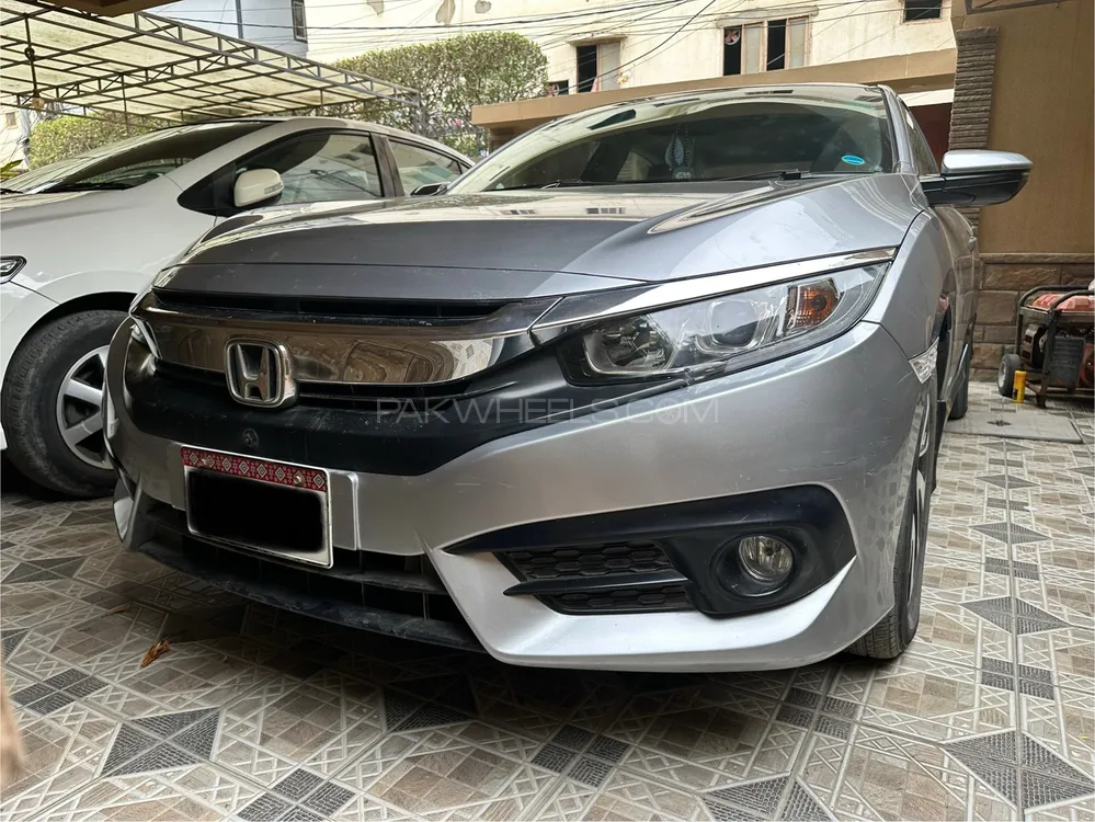 Honda Civic 2017 for Sale in Karachi Image-1