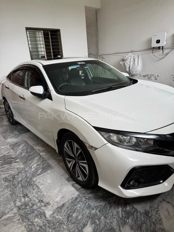 Honda Civic 2016 for Sale in Faisalabad Image-1