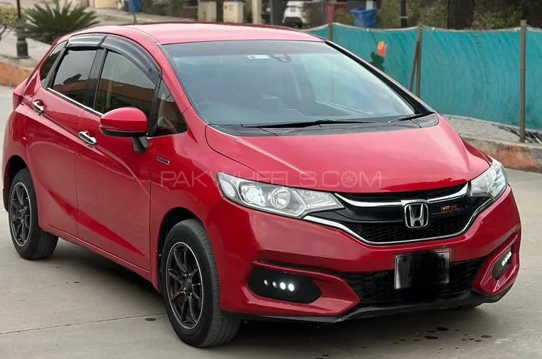 Honda Fit 2015 for Sale in Islamabad Image-1