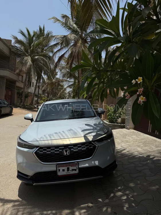 Honda Vezel 2021 for Sale in Karachi Image-1