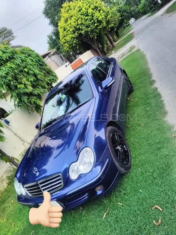 Mercedes Benz C Class 2007 for Sale in Lahore Mercedes Benz C Class 2007 for Sale in Lahore Image-3