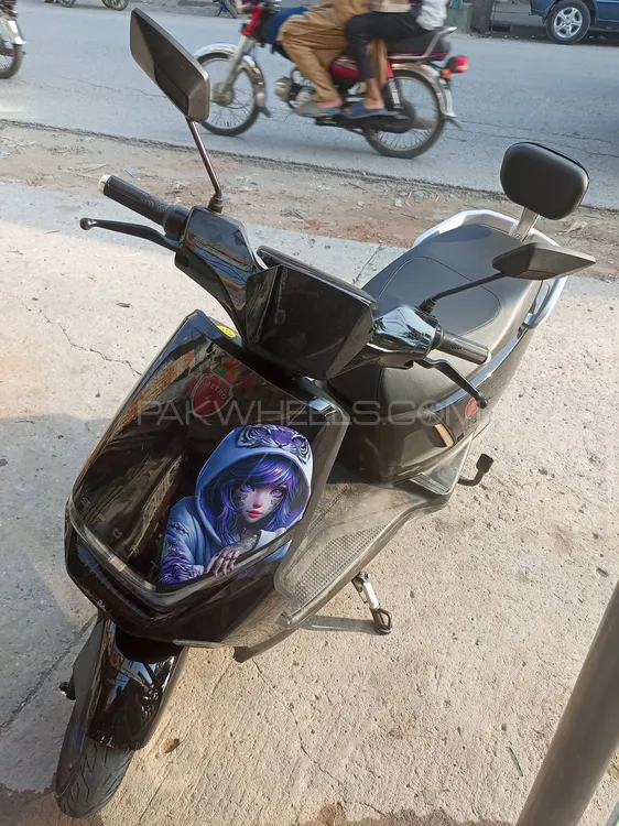 میٹرو T9 Sport 2025 for Sale Image-1