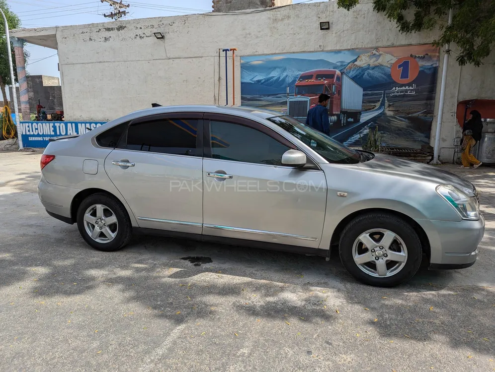 Nissan Blue Bird 2007 for Sale in Haroonabad Image-1