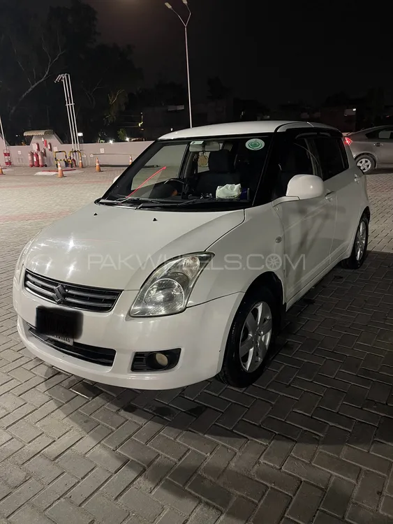 Suzuki Swift 2019 for Sale in Gujrat Image-1