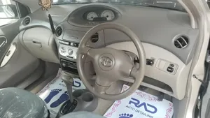 Toyota Platz F 1.0 2005 for Sale
