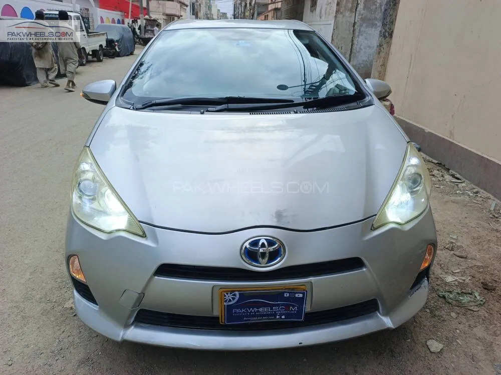 Toyota Aqua 2013 for Sale in Karachi Image-1