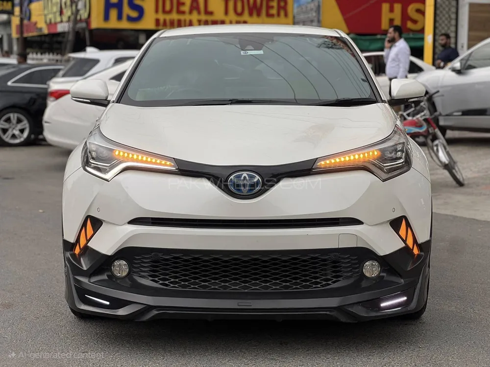 Toyota C-HR 2018 for Sale in Lahore Image-1