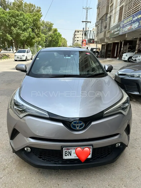 Toyota C-HR 2019 for Sale in Karachi Image-1