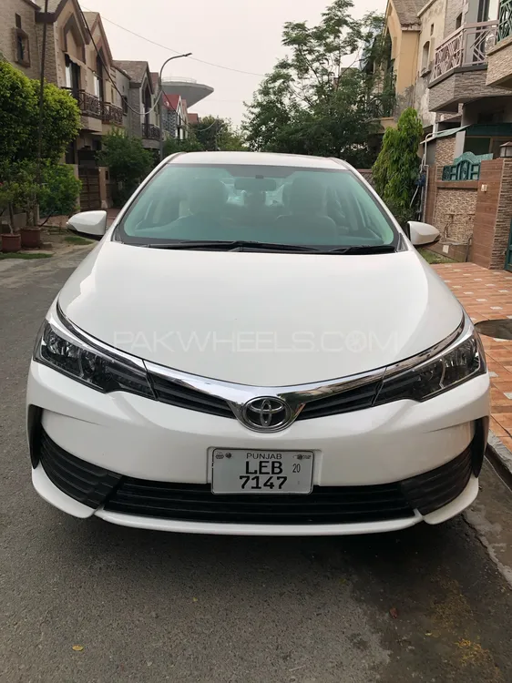 Toyota Corolla 2020 for Sale in Lahore Image-1