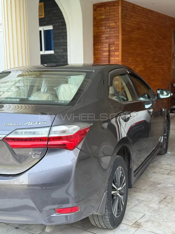 Toyota Corolla 2020 for Sale in Islamabad Image-1