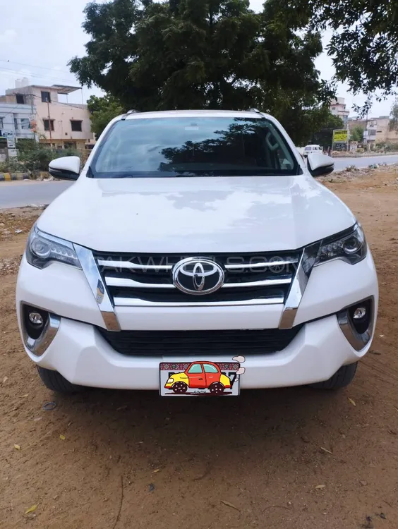 Toyota Fortuner 2019 for Sale in Karachi Image-1