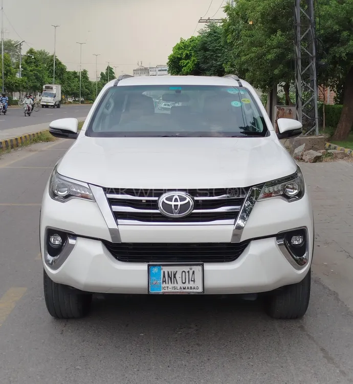 Toyota Fortuner 2019 for Sale in Lahore Image-1
