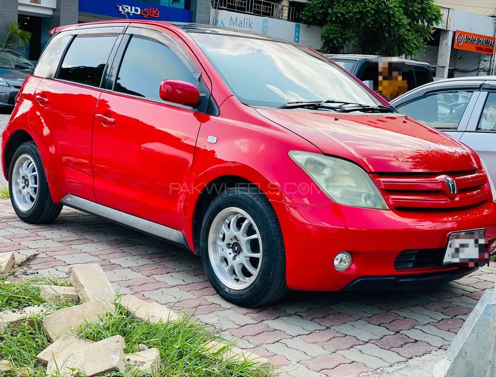 Toyota IST 2005 for Sale in Islamabad Image-1
