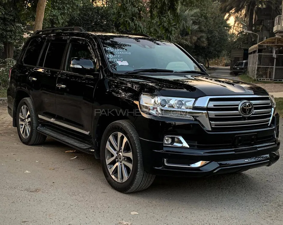 Toyota Land Cruiser 2016 for Sale in Islamabad Image-1