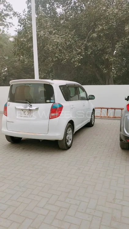 Toyota Ractis 2007 for Sale in Peshawar Image-1