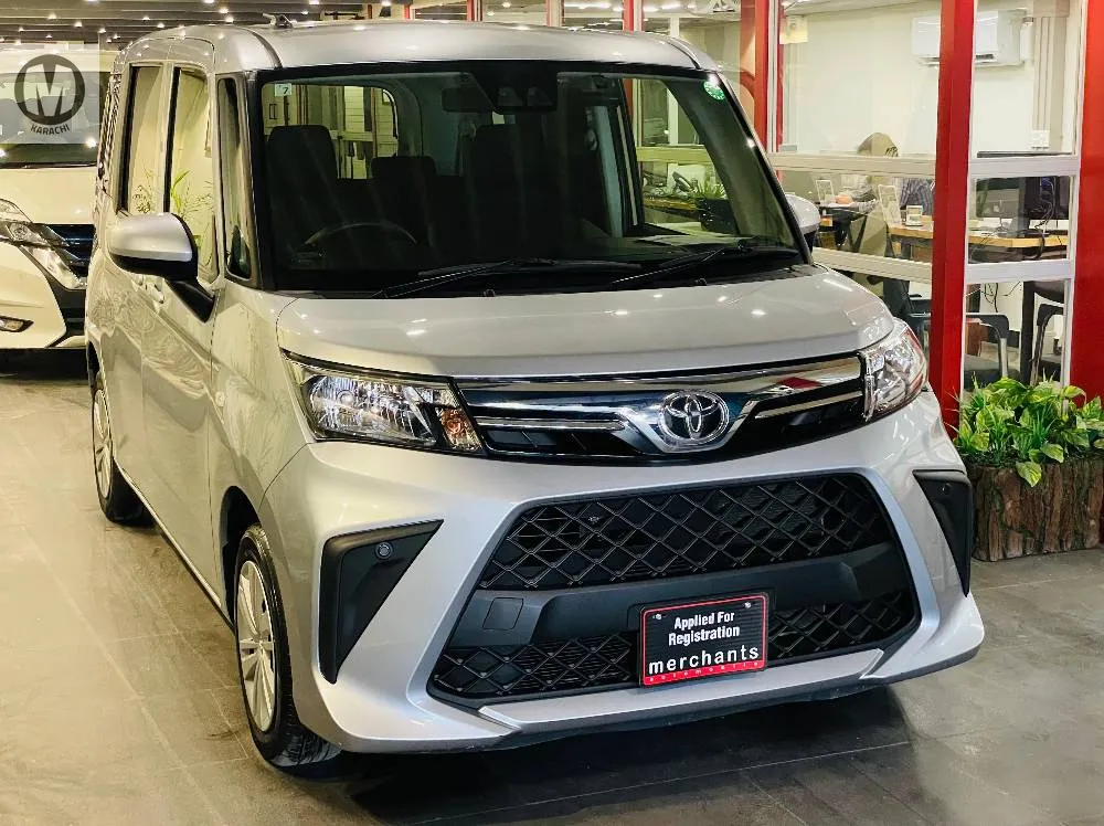 Toyota Roomy 2022 for Sale in Karachi Image-1