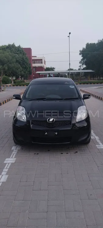 Toyota Vitz 2008 for Sale in Multan Image-1