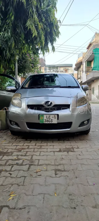 Toyota Vitz 2008 for Sale in Lahore Image-1