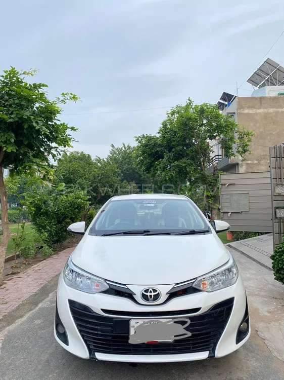 Toyota Yaris Sedan 2021 for Sale in Lahore Image-1