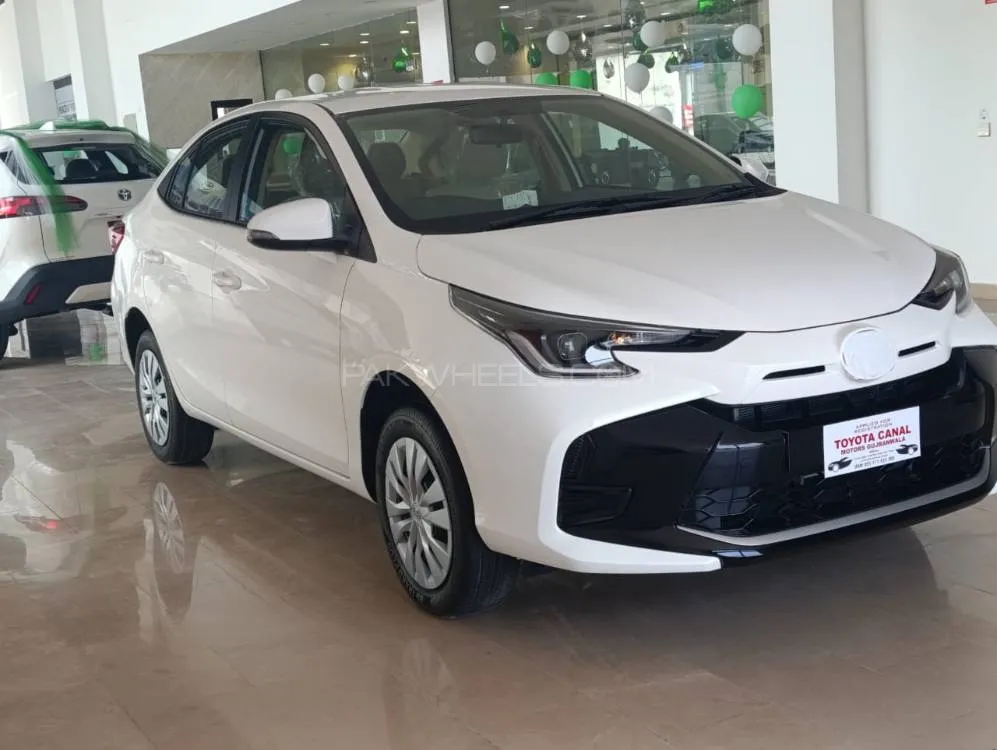 Toyota Yaris Sedan 2025 for Sale in Gujranwala Image-1