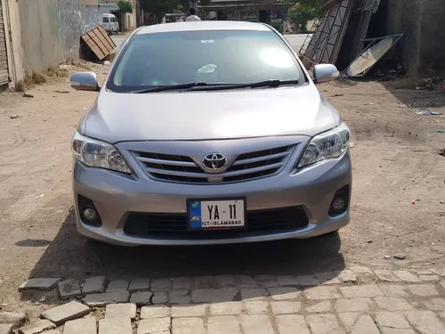 Toyota Corolla Altis Cruisetronic 1.6 2012