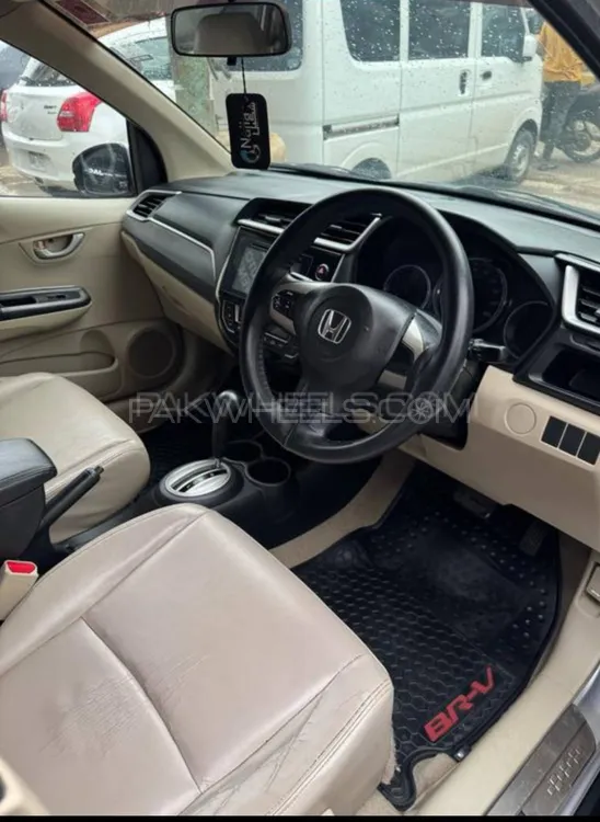 Honda BR-V 2018 for Sale in Hyderabad Image-1