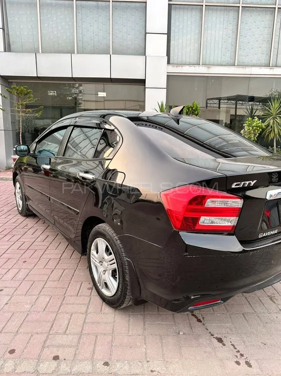 Honda City 2017 for Sale in Islamabad Image-1
