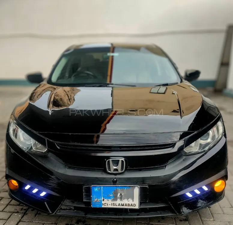 Honda Civic 2018 for Sale in Lahore Image-1
